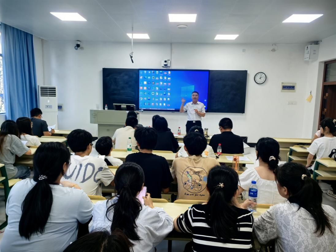 c443e48de3f46b1ab5fa5a5b0aa7881