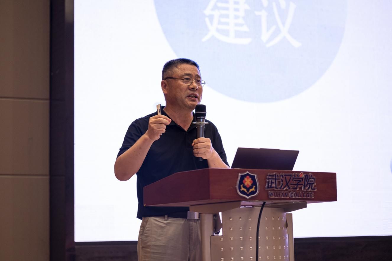 75f6ae3805730cb74401d051bae5cec